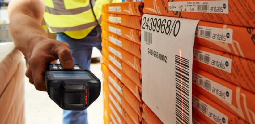 Boost Warehouse Productivity with NewCastle Mobile Powered Workstations